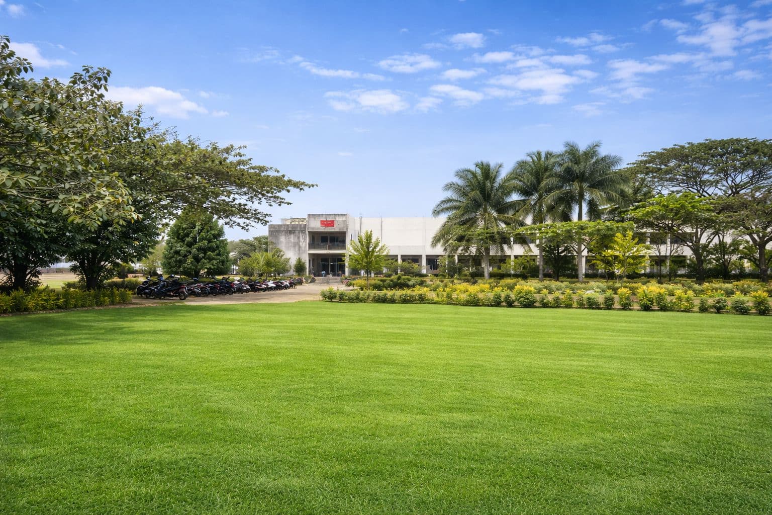 Day school building at Shree Gurukul Vidyapeeth
